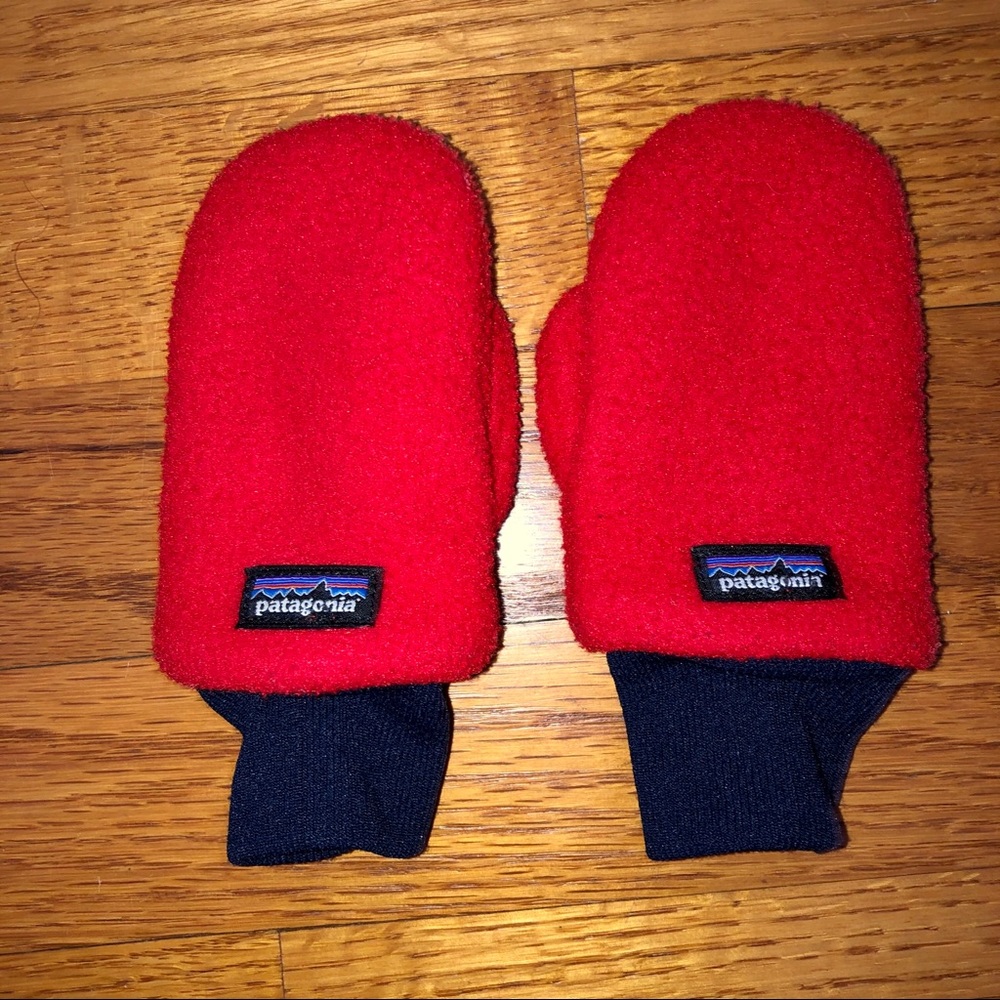 Patagonia - 6 to 12 month baby fleece mittens